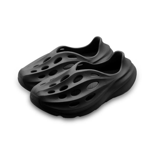 MO Clog Black