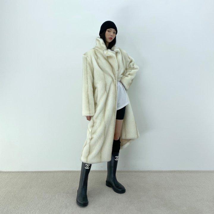 워너비라벨 디투 세이블 카라 롱 코트