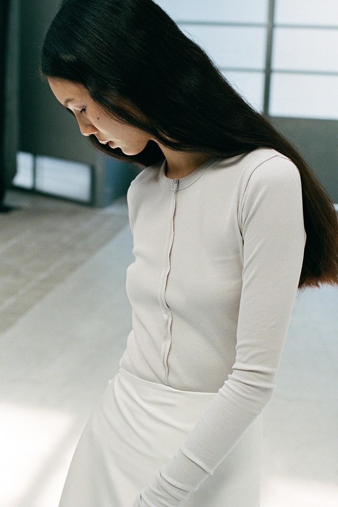 VINC LONG SLEEVE TOP (SILVER GRAY)