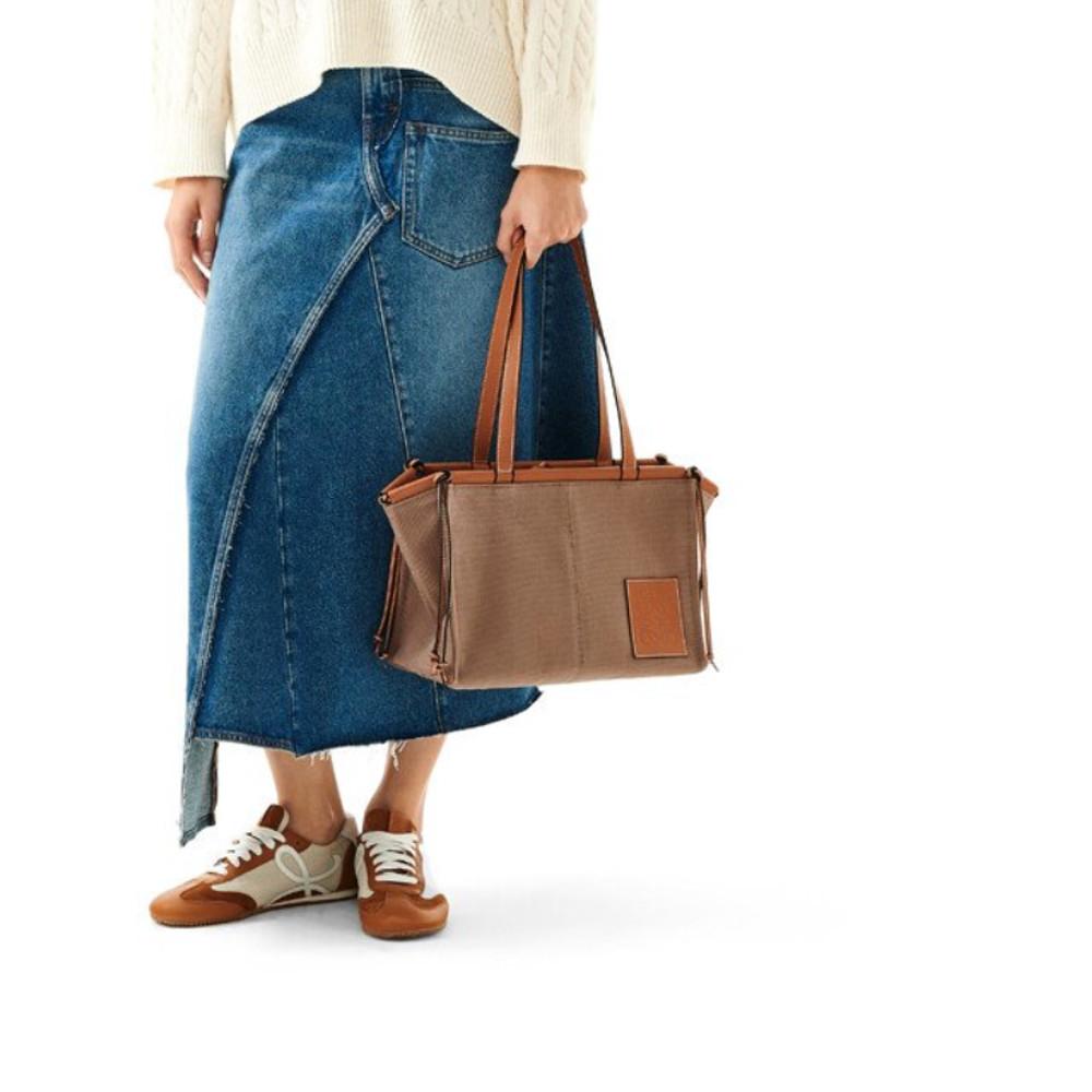 [파리발송] 로에베 쿠션 토트 스몰백 A612A93X18