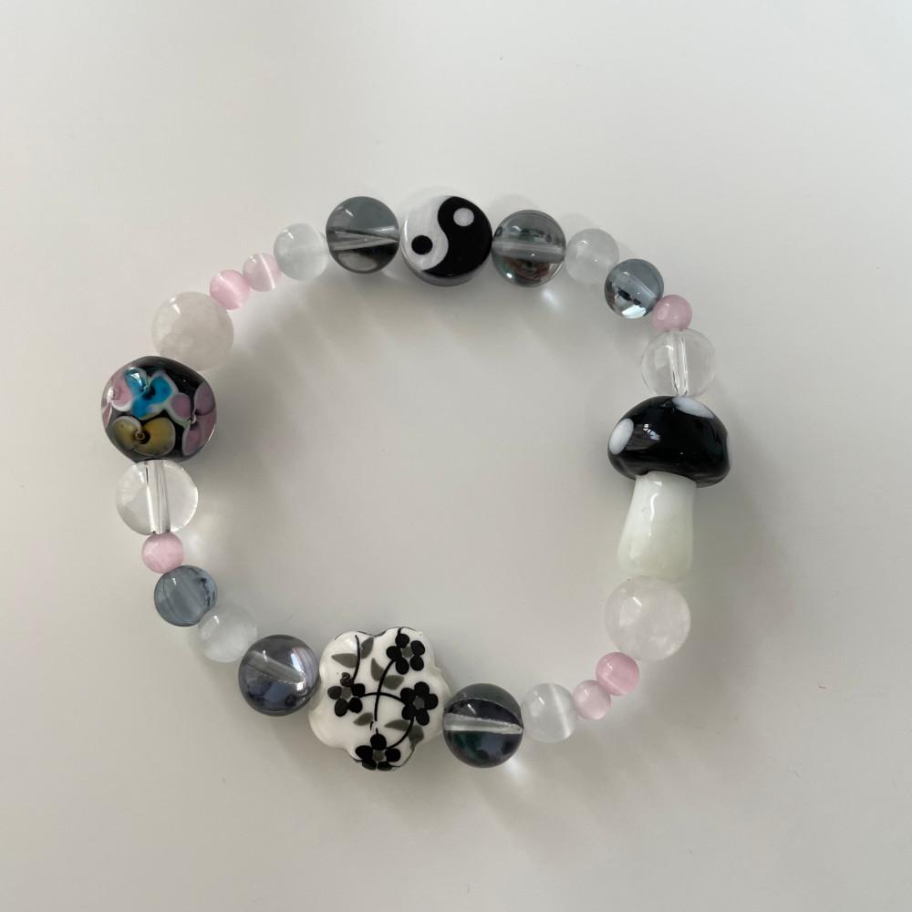 귀여운 원석 팔찌 black mushroom bracelet