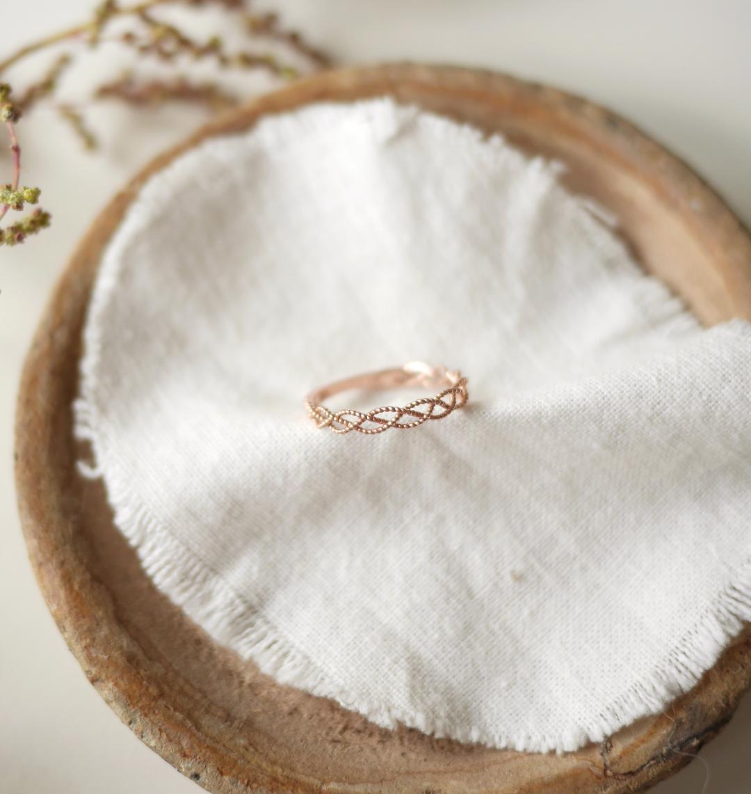 rolet crochet ring
