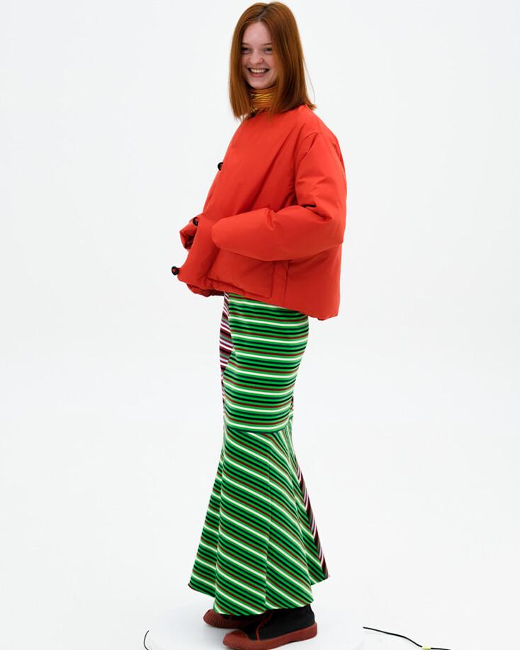 Short puffy puffer in red