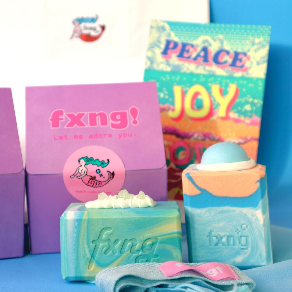 Love is Blue SET (비누2개 + 기프트박스 +  비누망 + 종이가방)