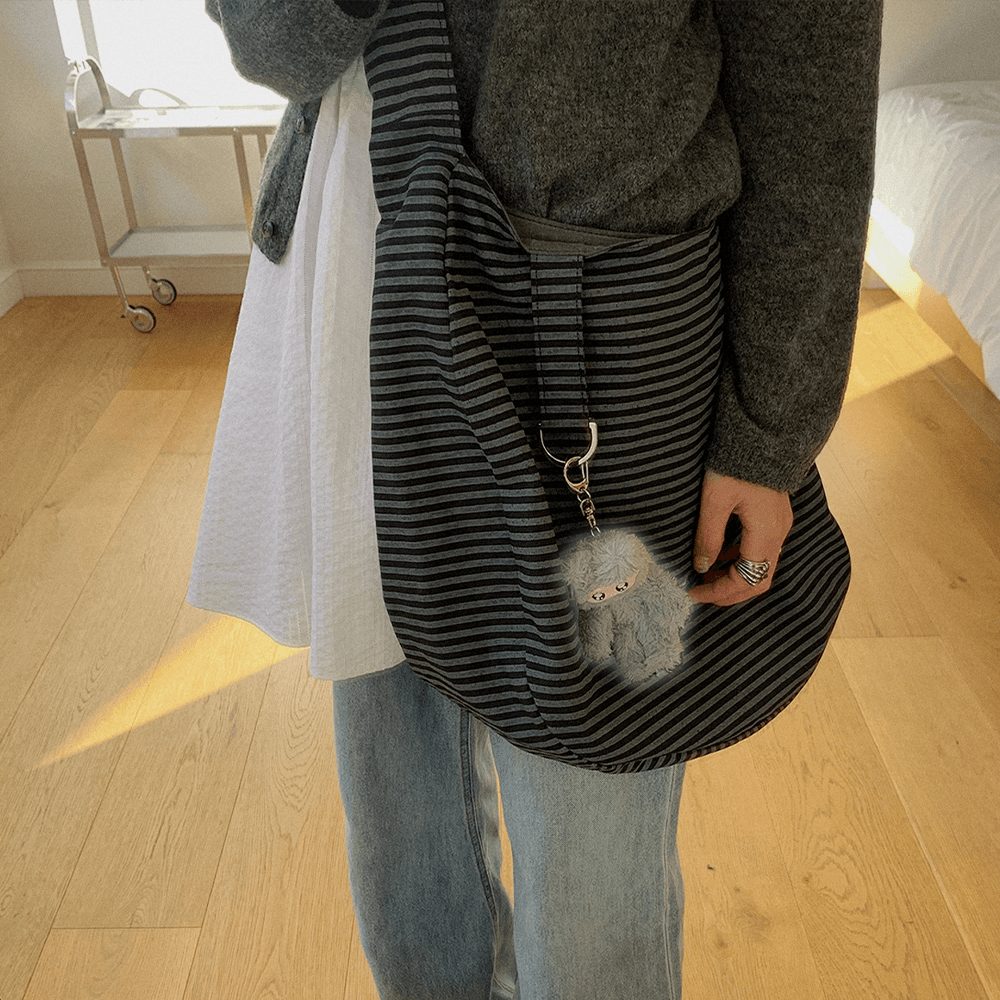 REVERSIBLE STRIPE BAG