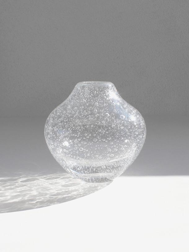 clear bubble lunar vase