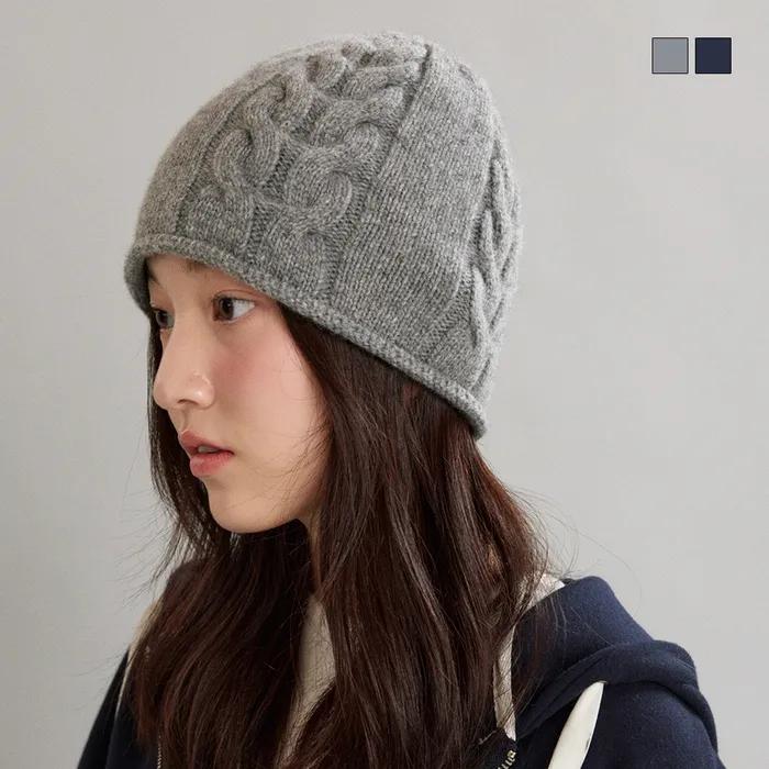 [10th] Cable Beanie