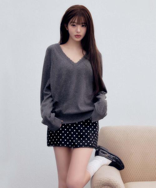 LACE V NECK KNIT CHARCOAL