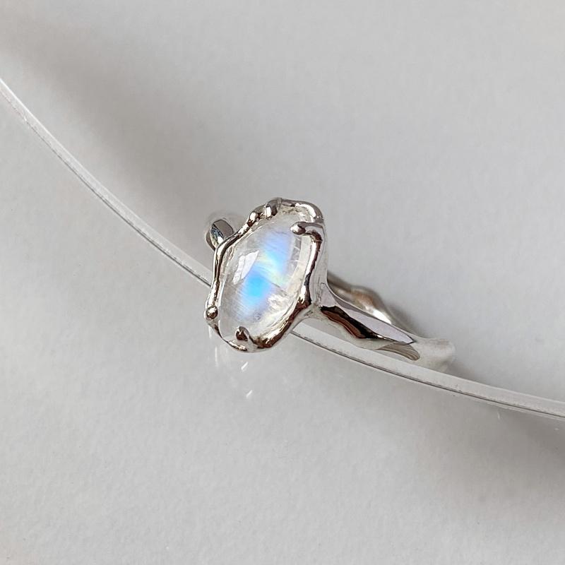 Moonstone melting ring