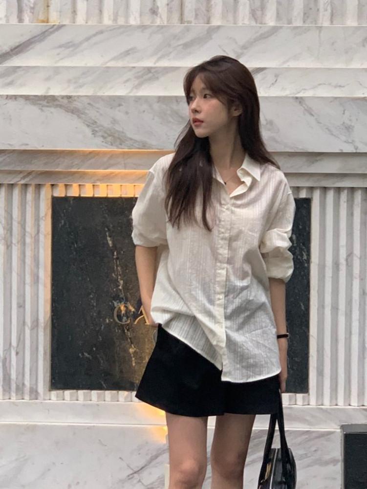 베르가못 호프 셔츠 카라 긴팔 잔스트라이프 루즈핏 남방 (2 color)