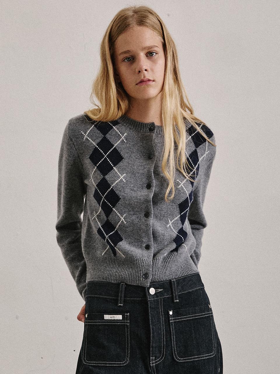 프리미엄 캐시미어 아가일 라운드 가디건_MELANGE GREY