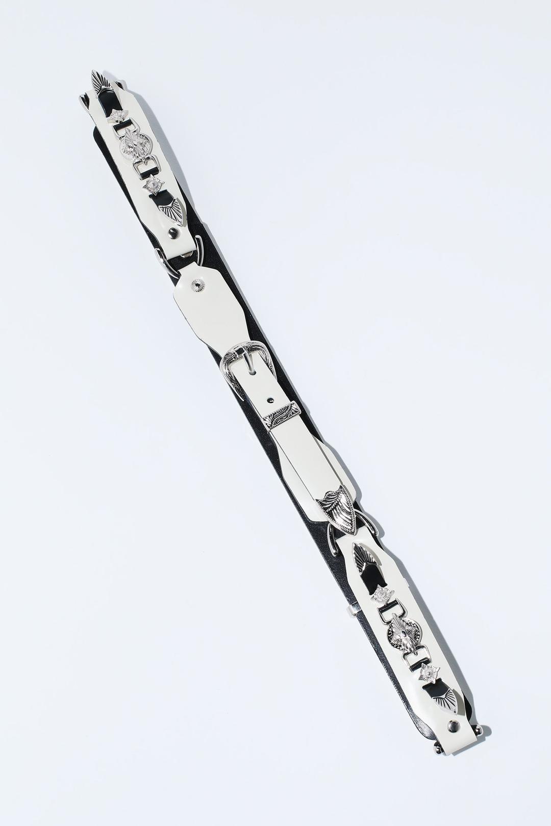 METAL LEATHER NARROW BELT - Off White / ONE