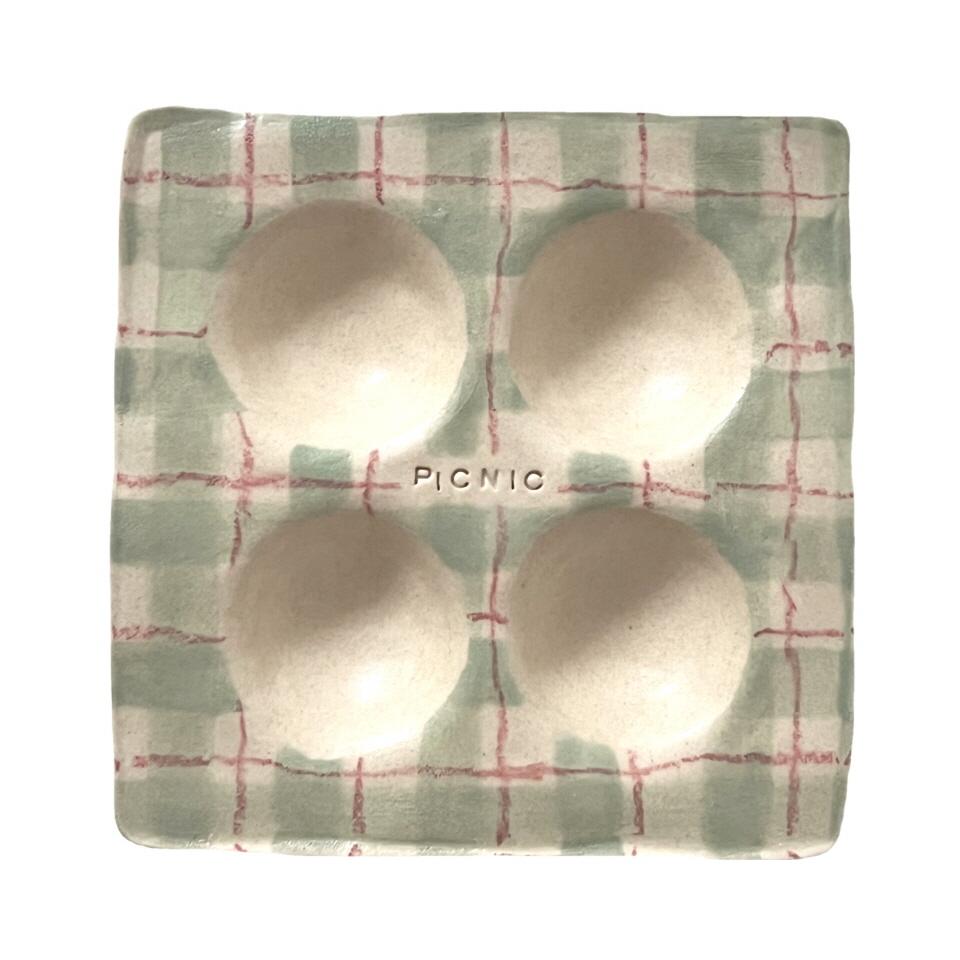 picnic_egg tray