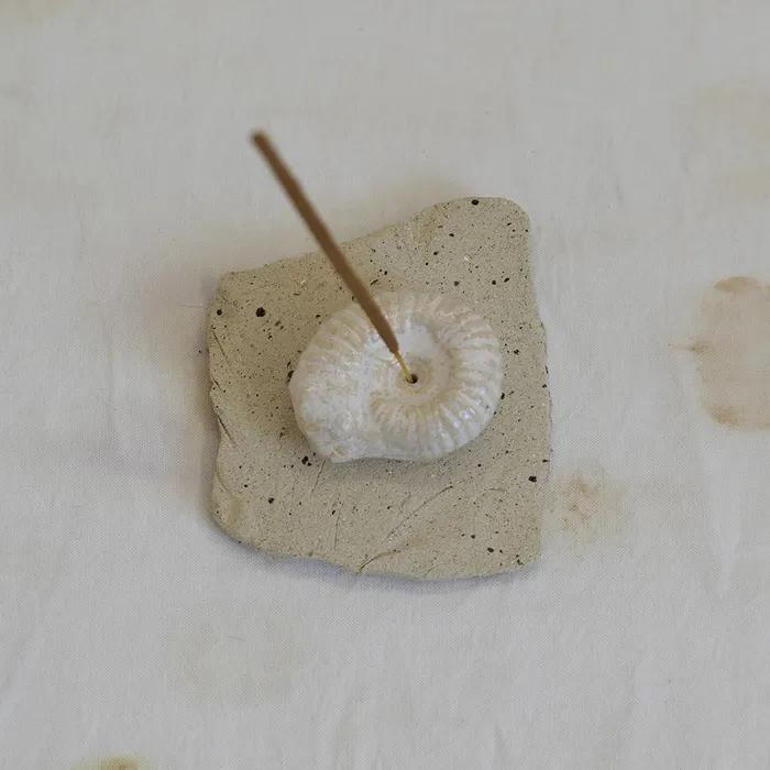 [Gift 패키지]Ammonite Incense holder, ivory 암모나이트 인센스홀더