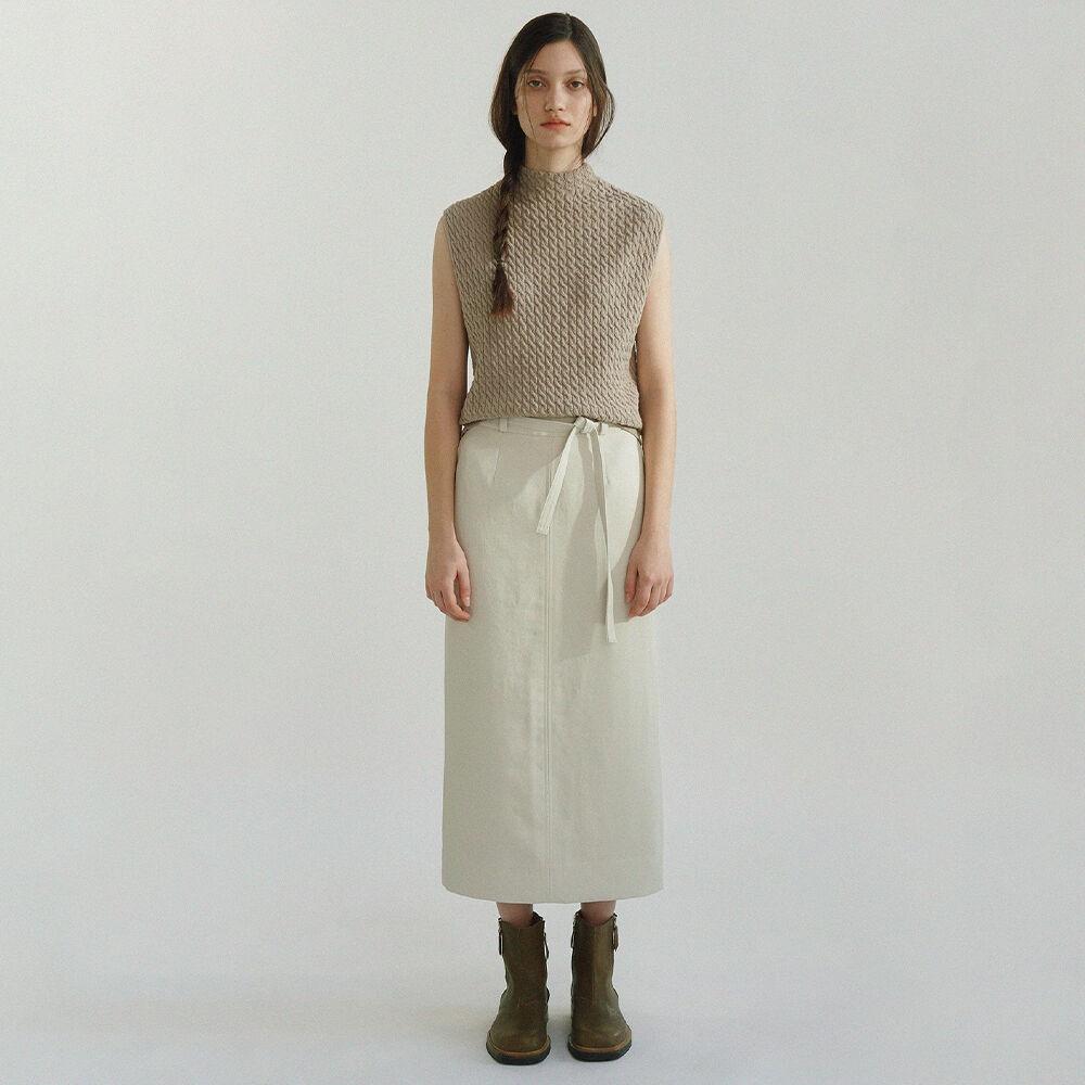 Pencil strap skirt (ecru)