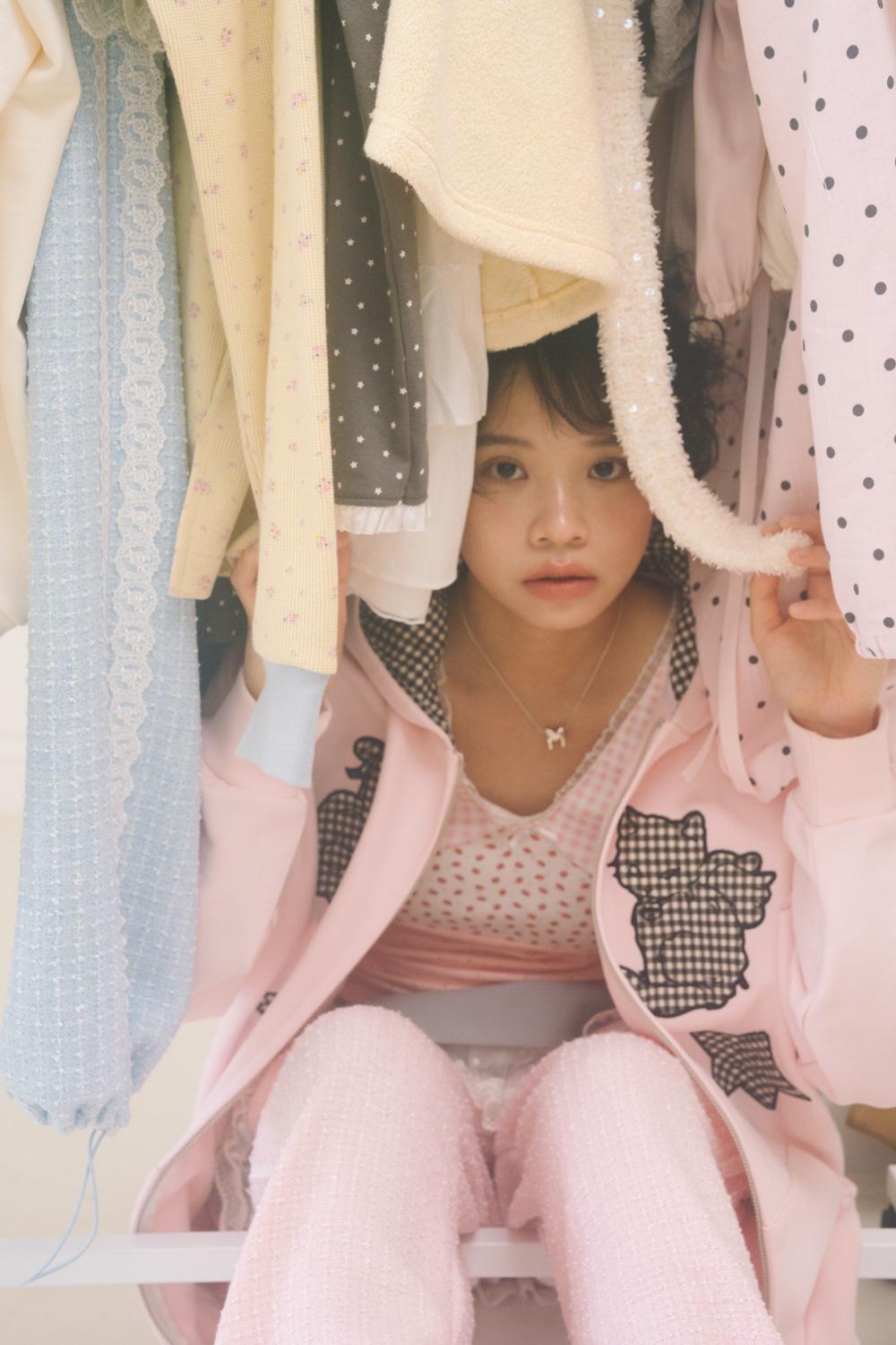 KIRING CHECK PATCH HOODIE _PINK