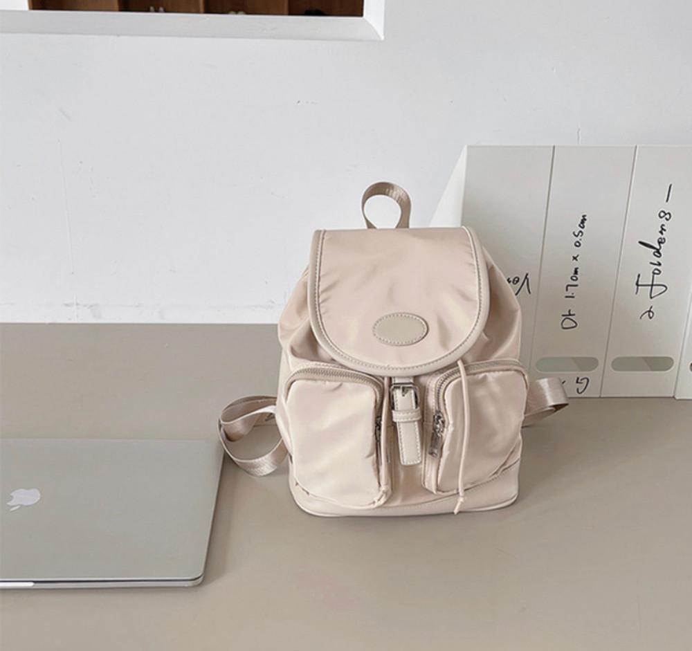 cream backpack🍨🎒