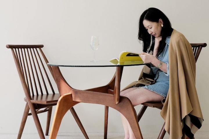 반타 1721 애쉬 천연 원목 원형 유리 식탁 테이블