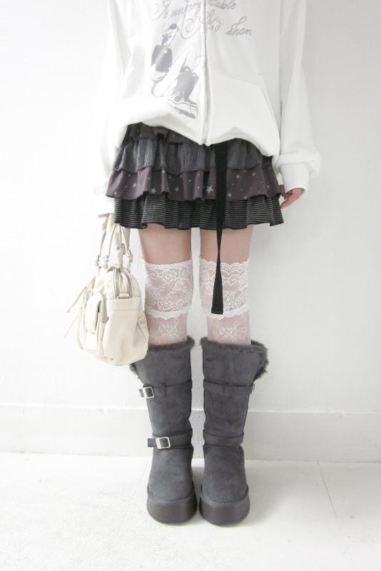 lace kneesocks (white)