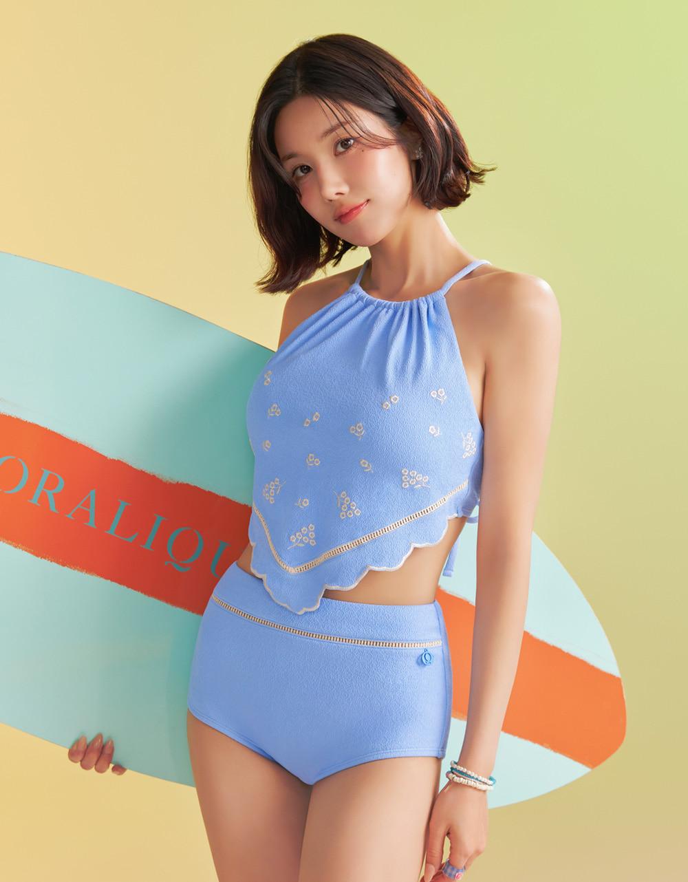 [권은비 착용] 플로럴 홀터넥 비키니 블루