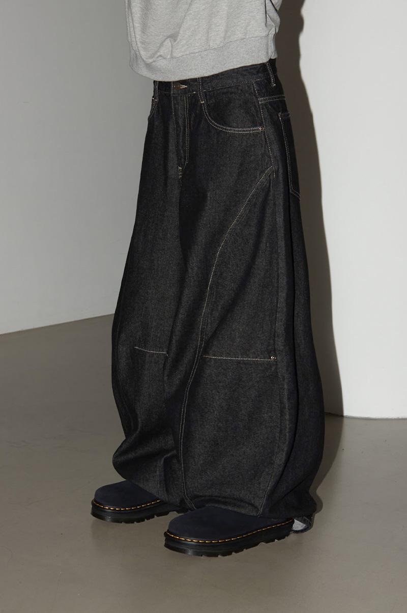 SOERANO MEGA WIDE BLACK DENIM