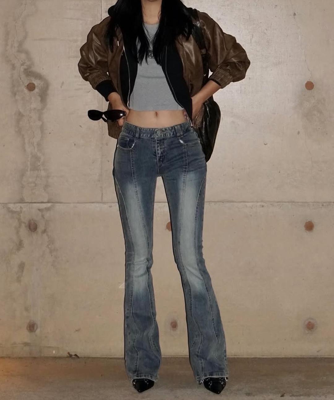 데케트우먼 Curved Slim Low Rise Flared Jeans DCWPT011BLUE