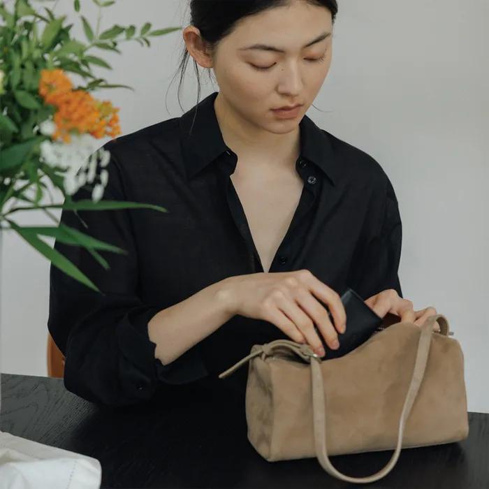 MELOU Shoulder Suede Mocha