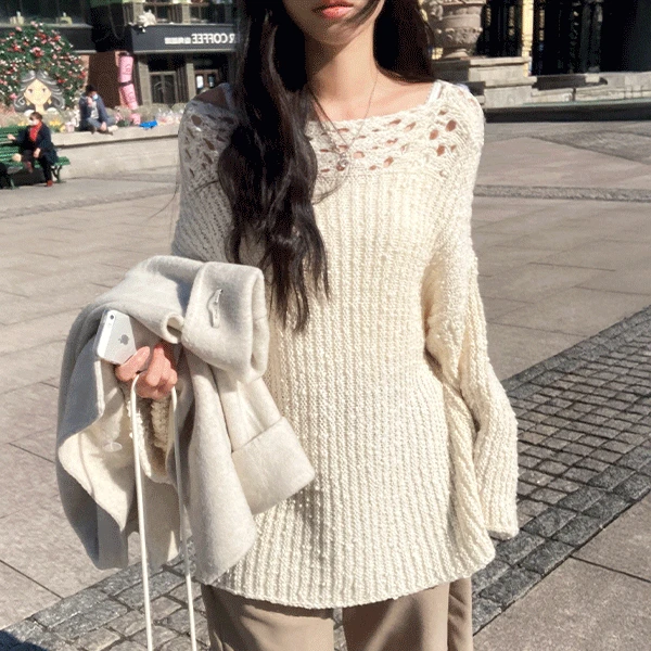 송송 슬러브 루즈 펀칭 니트