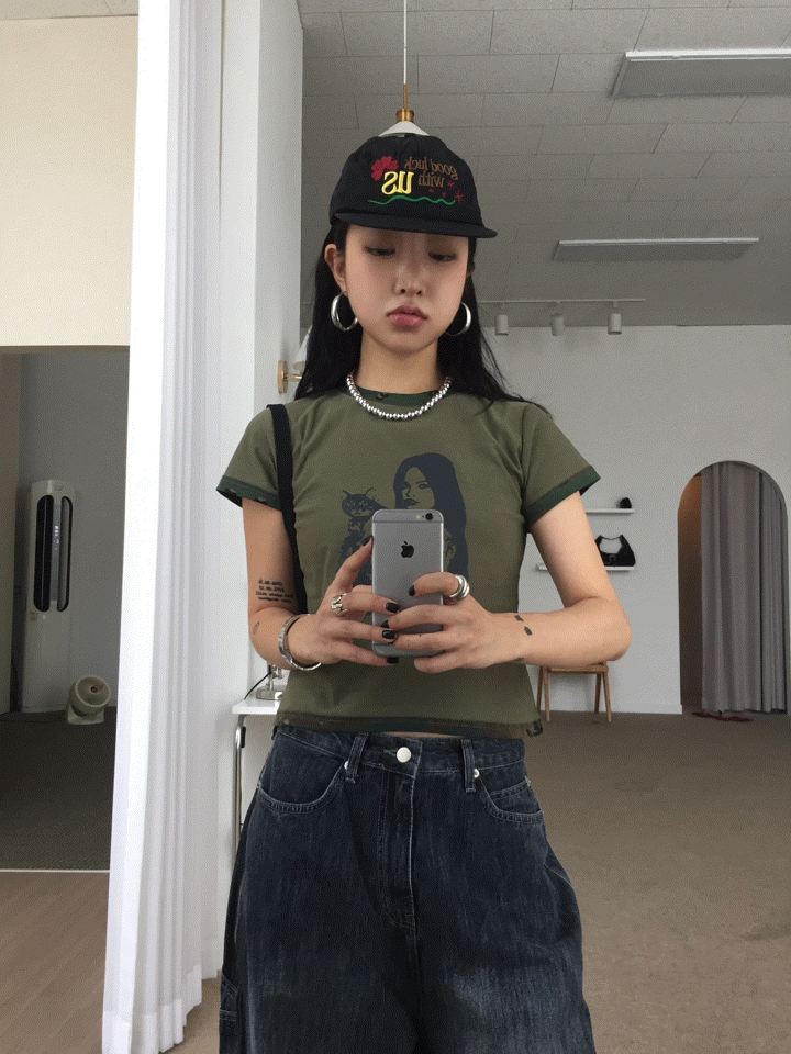 오뮤즈 Camo person half sleeved T