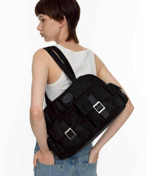 Trapezoid PK Shoulder Bag (nylon)(black)