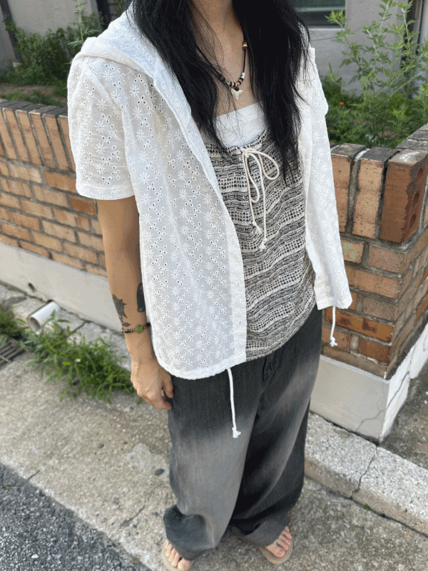 Flower pattern hoodie shirts / 플라워패턴 후드 반팔 셔츠 빈티지 러블리