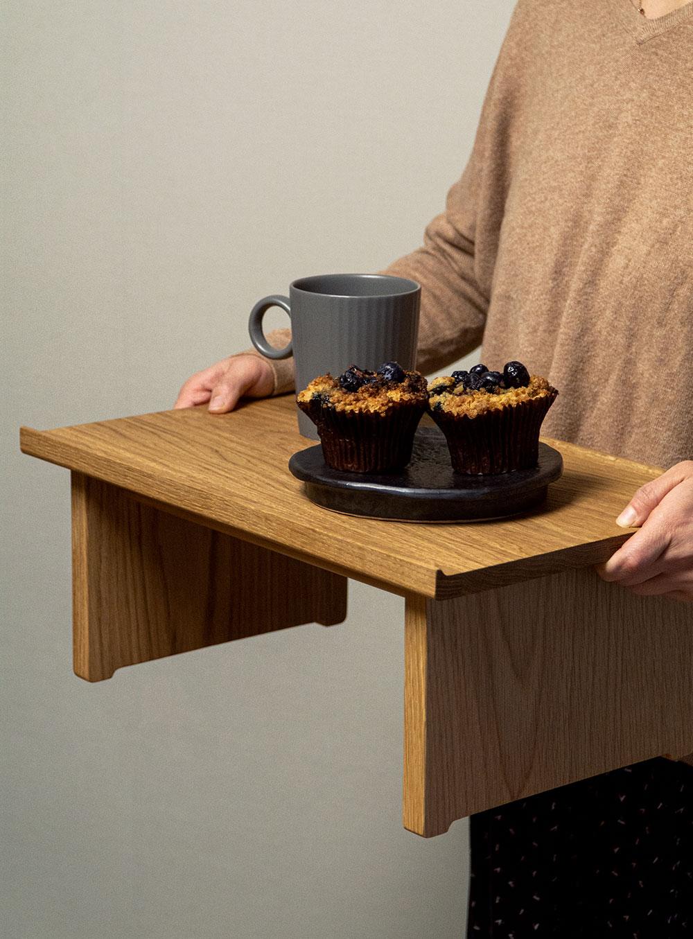 TRADITION Tea Table