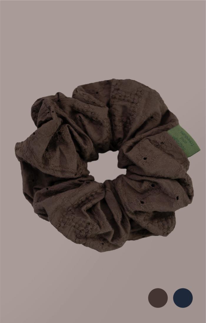 아일렛 스티치 스크런치 [ 2 color ]