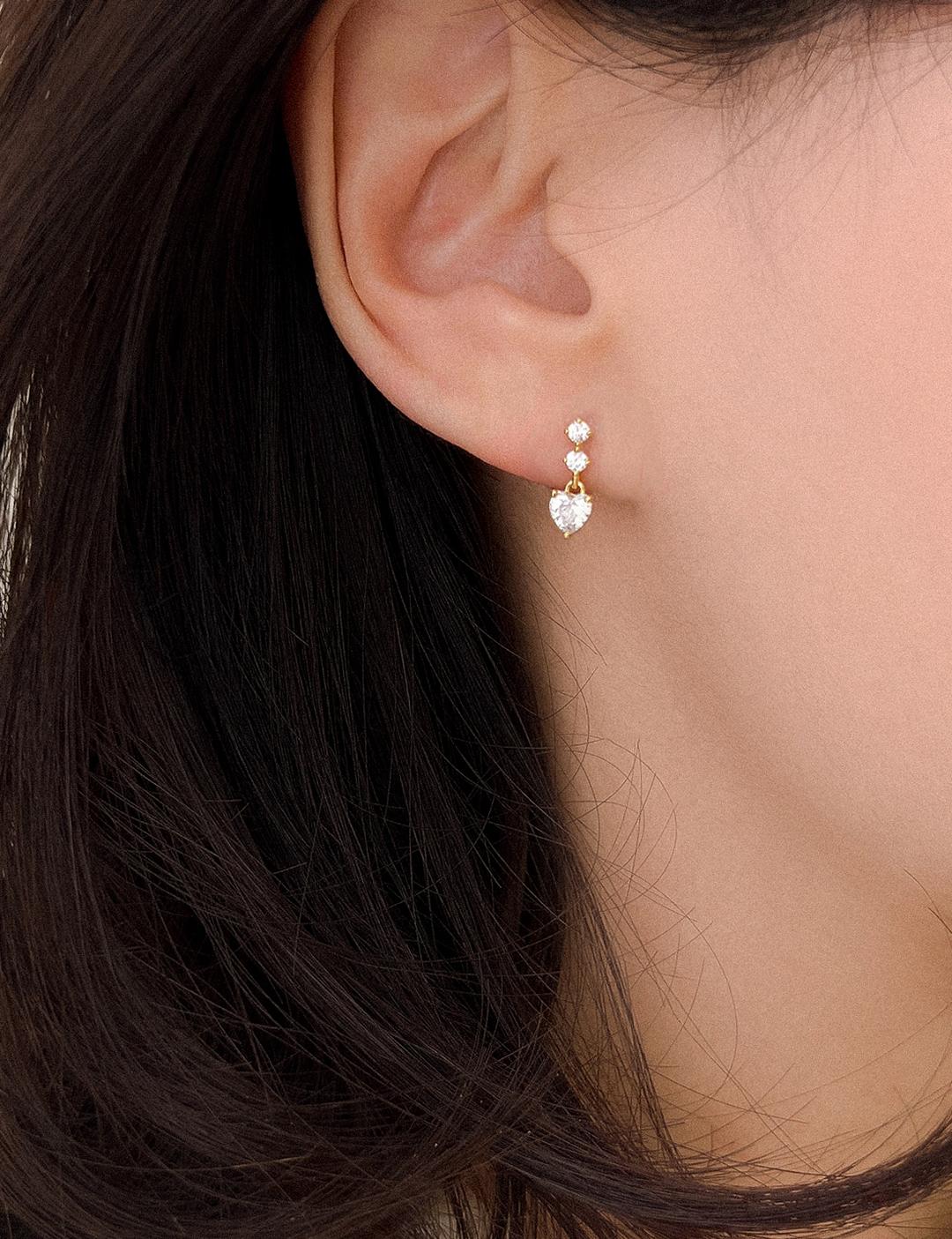 [무배] 실버925 홀리데이 하트 큐빅 드롭 귀걸이