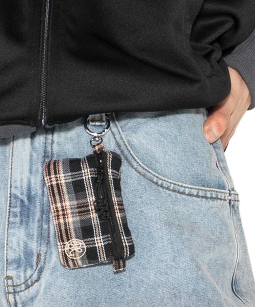 XTA111 체크 멀티 포켓 키링 카드지갑 (BLACK)