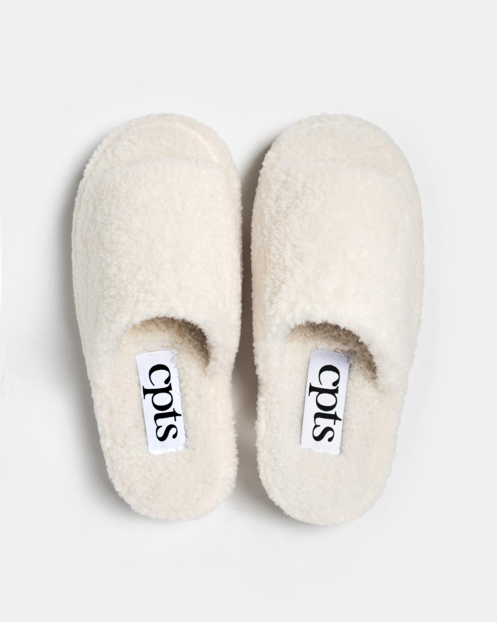 FLUFFY WOOL SLIDES_WHITE