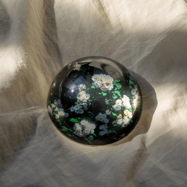 꽃과 봄 유리 문진