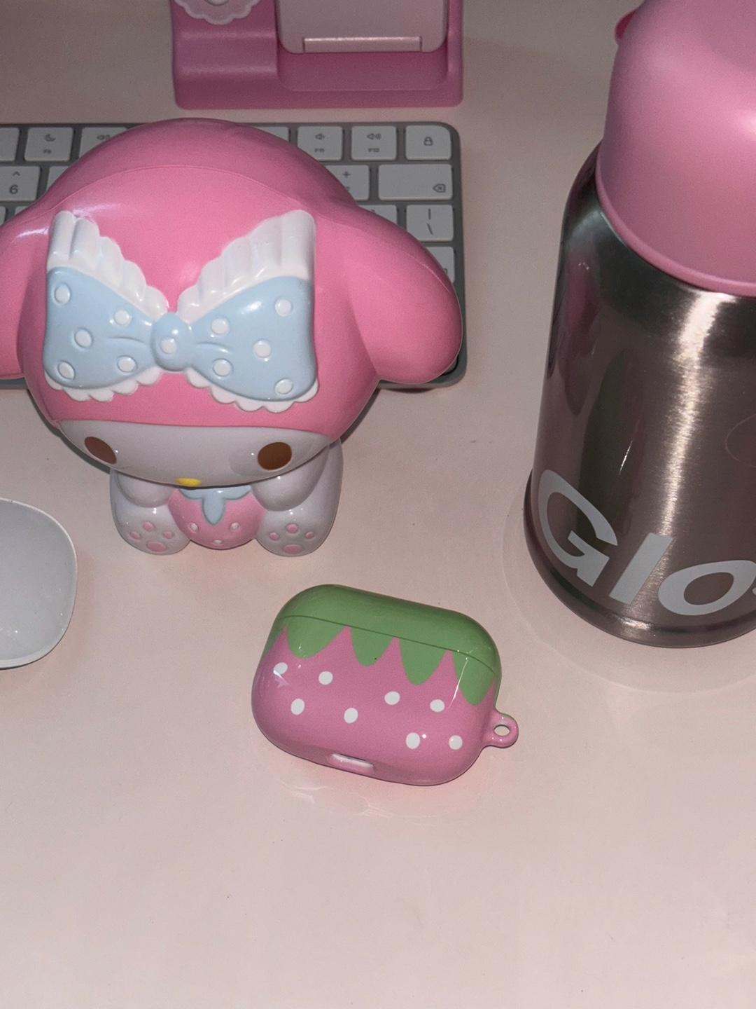 strawberry ribbon airpod case
