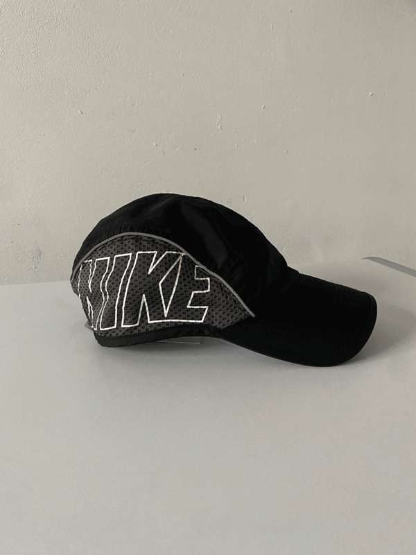 Nike Sporty Velcro Cap