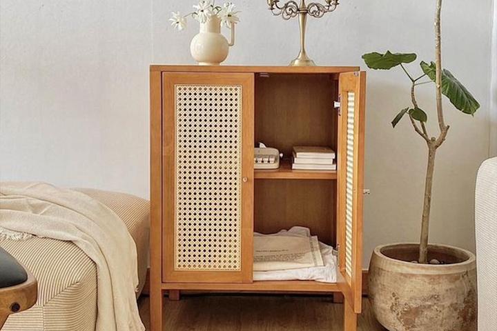 [오늘의딜]루아이 원목 라탄 높은 협탁 수납장 그릇장 선반장 주방수납장