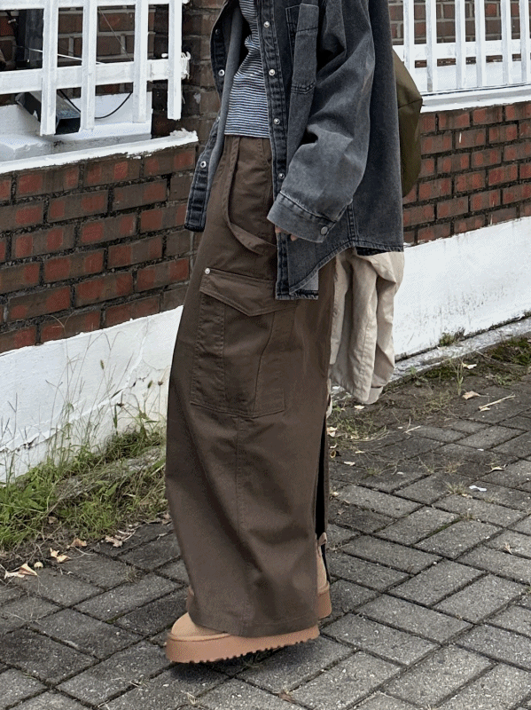 Strap cargo maxy skirt / 스트랩 카고 맥시 스커트 면치마 카고치마