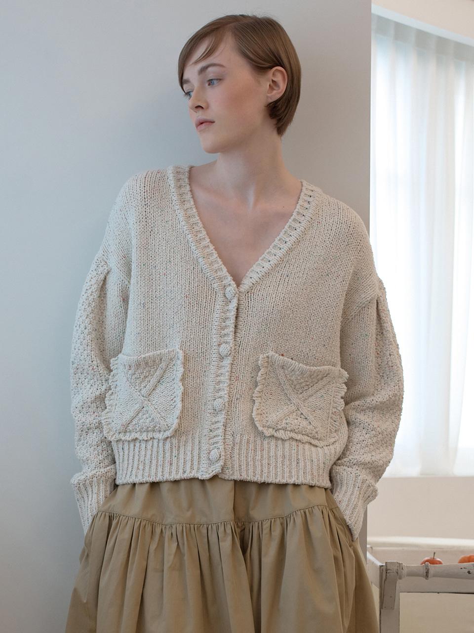 Boucle Scallop Knit Cardigan VC2412CD103M