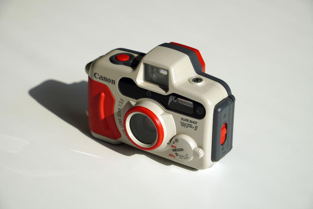 [중고] 캐논 슈어샷 WP-1 Canon sureshot WP1 전소미 자동 방수 필름카메라