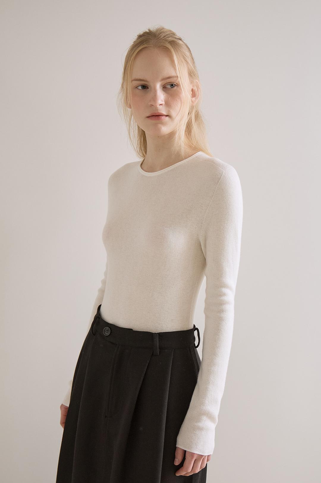 Cashmere Round-neck Knit  (Ivory)