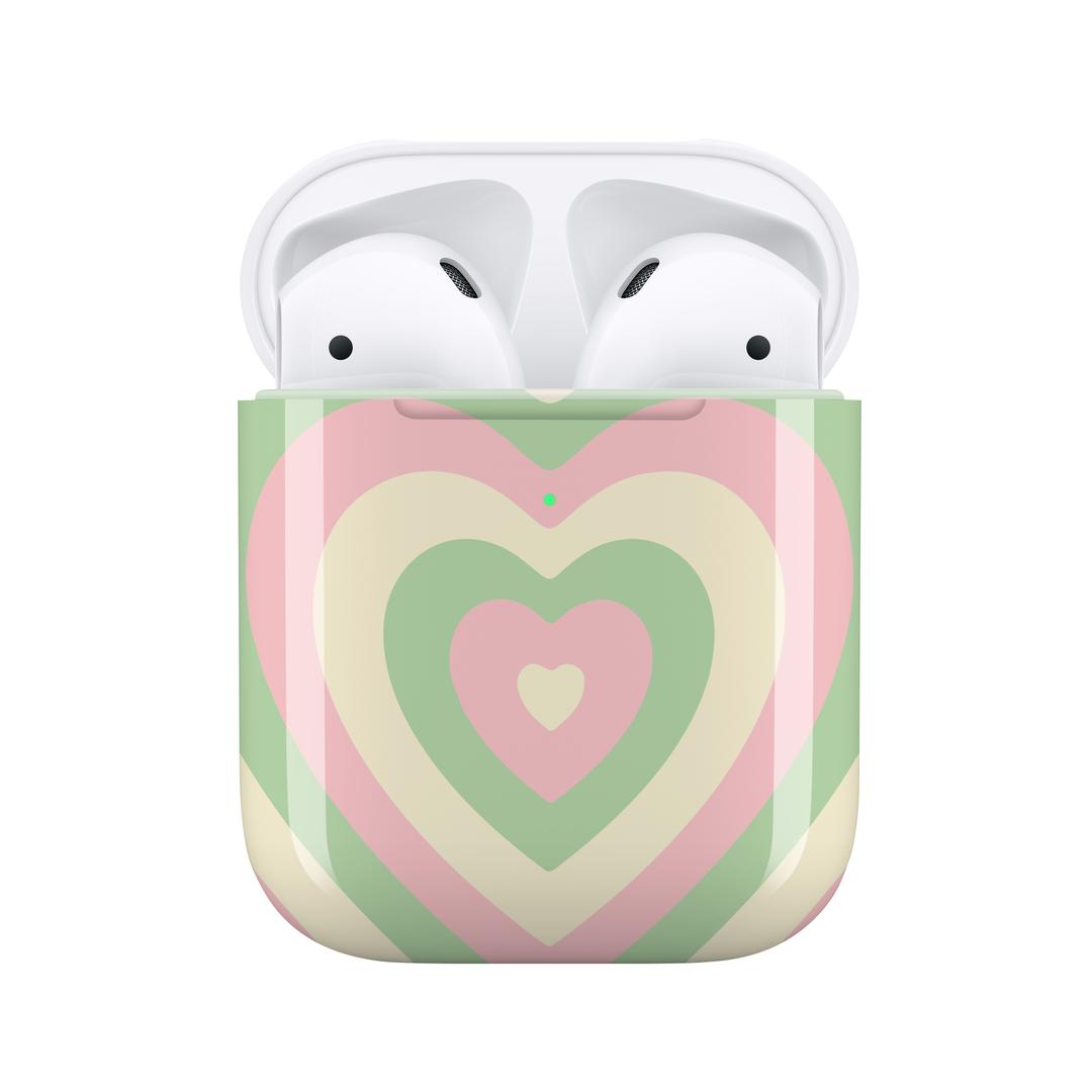 Vintage heart beam Airpods case