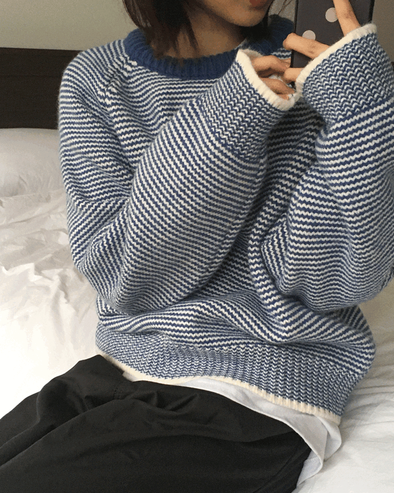 원더원더 베닌 스트라이프 라운드 니트