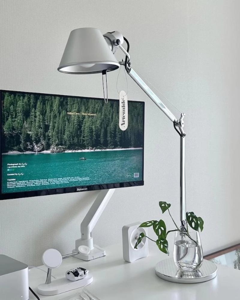 [무료배송] 헤르츠룸 metal mood hard light 클램프 긴 암 책상 램프 접이식 조정 가능한 스탠드