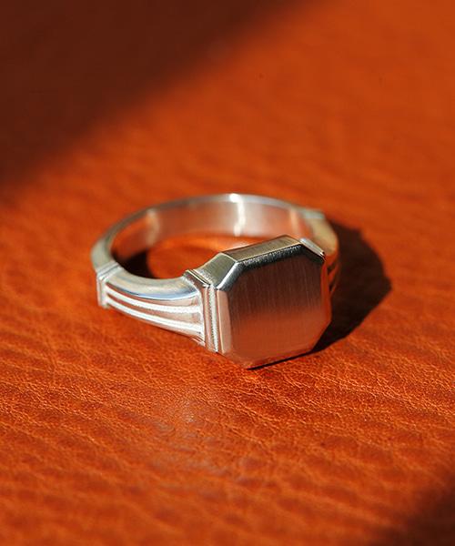 Blank Signet