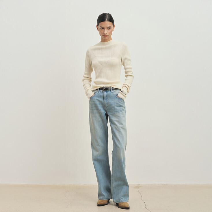 WOOL SLIM-FIT HIGH-NECK TOP_ IVORY