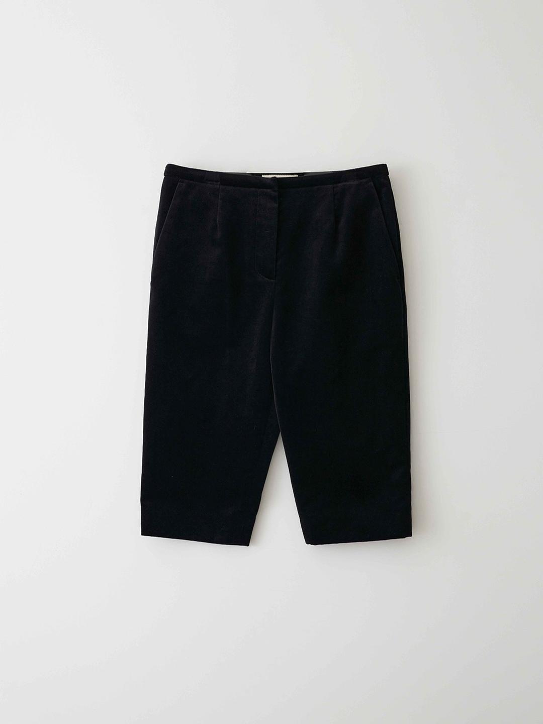 Velvet Slim Fit Half Pants - Black